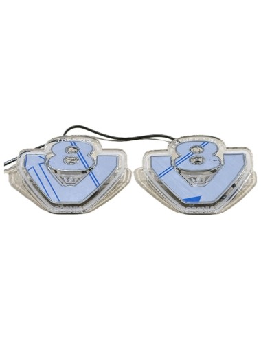 LOGO V8 LATERALE.jpg COPPIA LOGO V8 LED ARANCIO SCANIA LATERALE